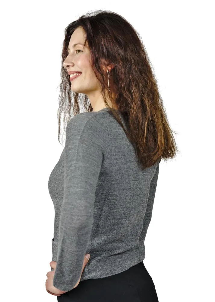 Strickjacke Lisa aus 100% Alpaka mit feinen Kn&ouml;pfen Damen Cardigan